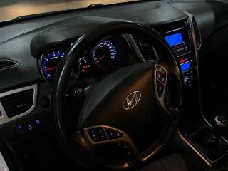 HYUNDAI i30 usata, con Autoradio