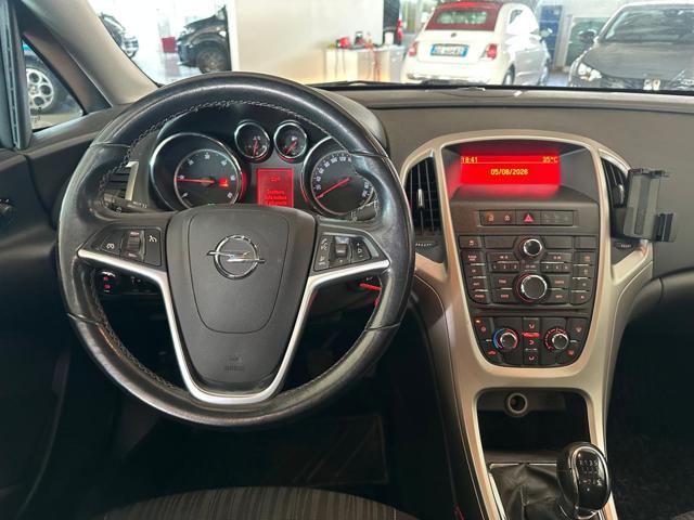 OPEL Astra usata, con Controllo trazione