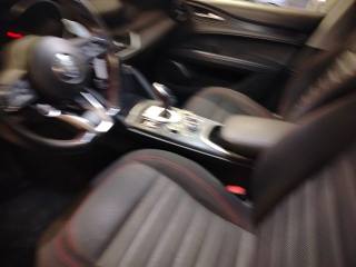 ALFA ROMEO Stelvio usata, con Sensori di parcheggio posteriori