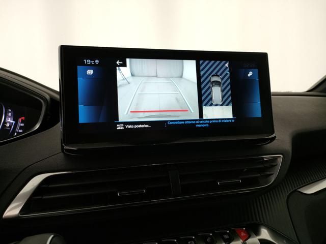 PEUGEOT 3008 usata, con Park Distance Control