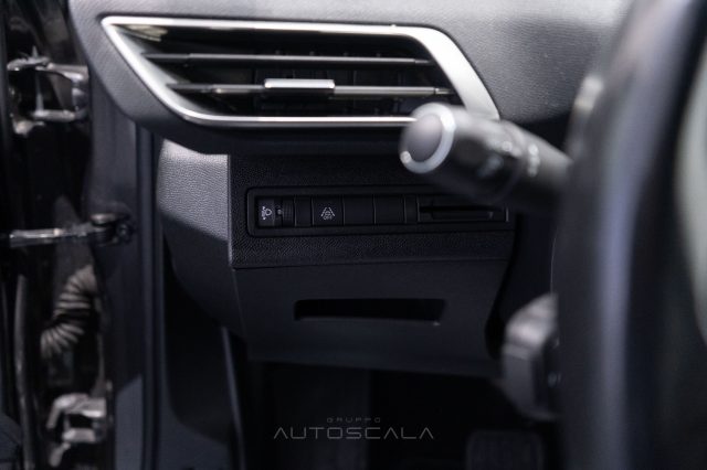 PEUGEOT 3008 usata, con Sistema di navigazione