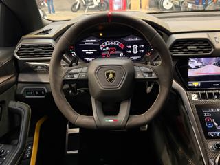 LAMBORGHINI Urus usata, con Touch screen