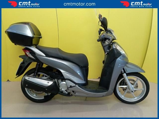 HONDA SH 300 i usata 0