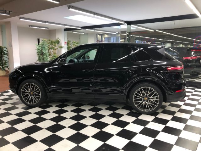 PORSCHE Cayenne usata, con Cerchi in lega