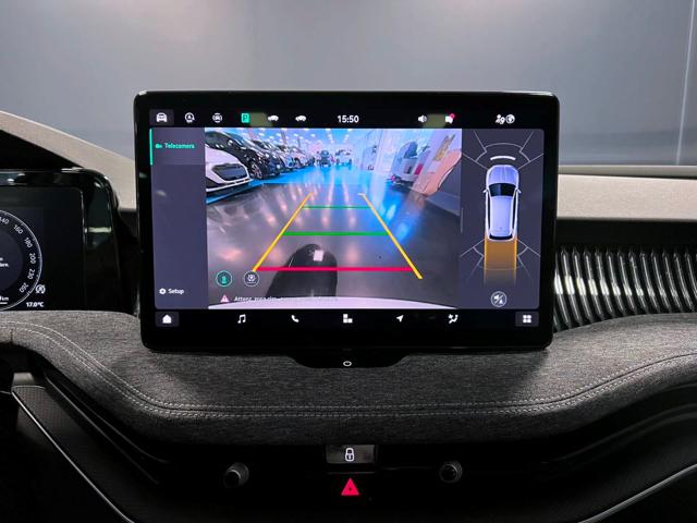 SKODA Superb usata, con Park Distance Control