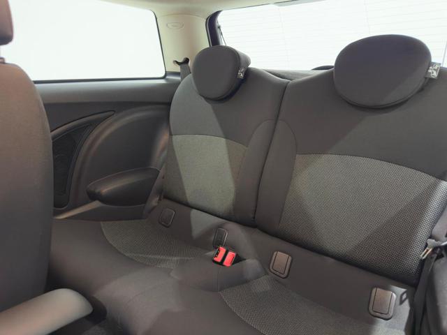 MINI One usata, con Fendinebbia