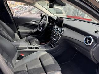 MERCEDES-BENZ GLA 200 usata, con Fari Xenon