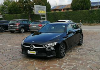 MERCEDES-BENZ A 200 d Automatic Business