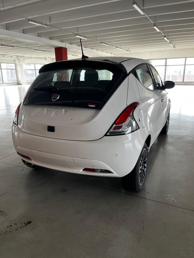 LANCIA Ypsilon usata, con Immobilizzatore elettronico