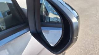 OPEL Grandland usata, con Autoradio digitale