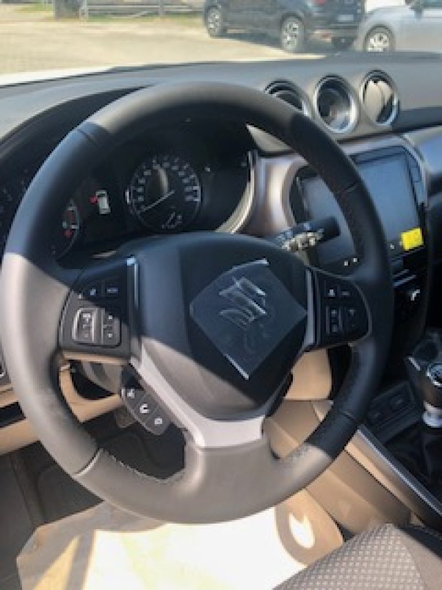 SUZUKI Vitara usata, con Controllo automatico clima
