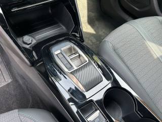 PEUGEOT 2008 usata, con Controllo trazione