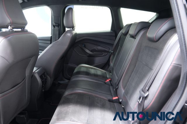 FORD Kuga usata, con Monitoraggio pressione pneumatici