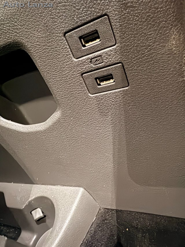 FORD Tourneo Custom usata, con Touch screen