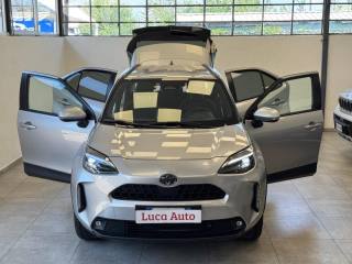 TOYOTA Yaris Cross usata, con Airbag