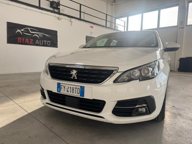 PEUGEOT 308 usata, con Boardcomputer