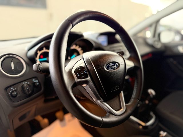 FORD Fiesta usata, con Fendinebbia