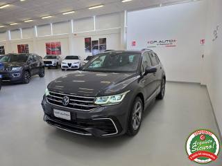 VOLKSWAGEN Tiguan usata, con Airbag laterali