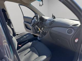 HYUNDAI i10 usata, con USB