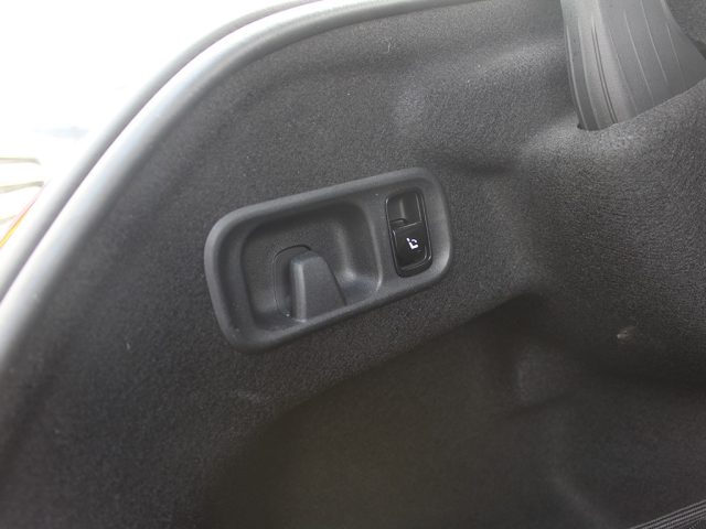 MERCEDES-BENZ C 200 usata, con Airbag testa