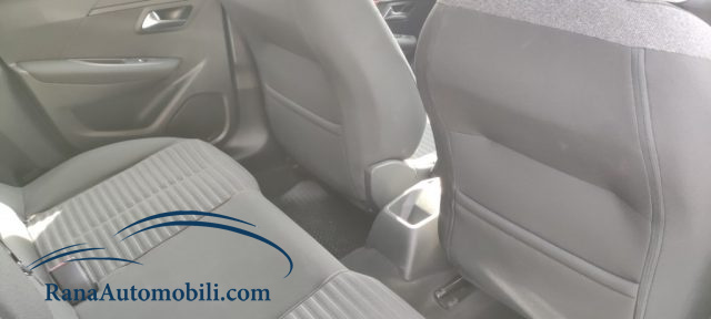 PEUGEOT 208 usata, con Autoradio