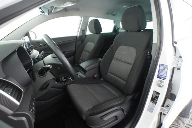 HYUNDAI Tucson usata 8