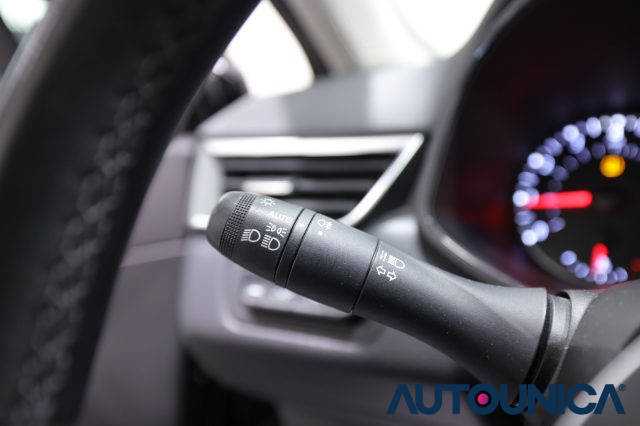 RENAULT Clio usata, con Fari LED