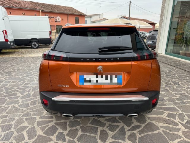 PEUGEOT 2008 usata, con Autoradio