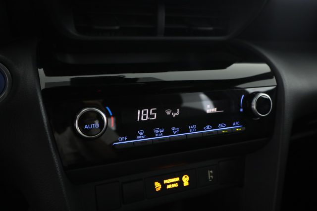 TOYOTA Yaris Cross usata 11