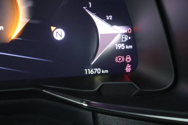 DS AUTOMOBILES DS 7 usata, con Park Distance Control