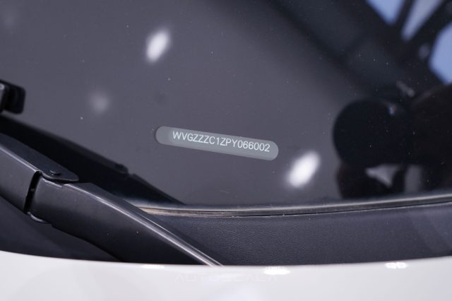 VOLKSWAGEN T-Cross usata 31
