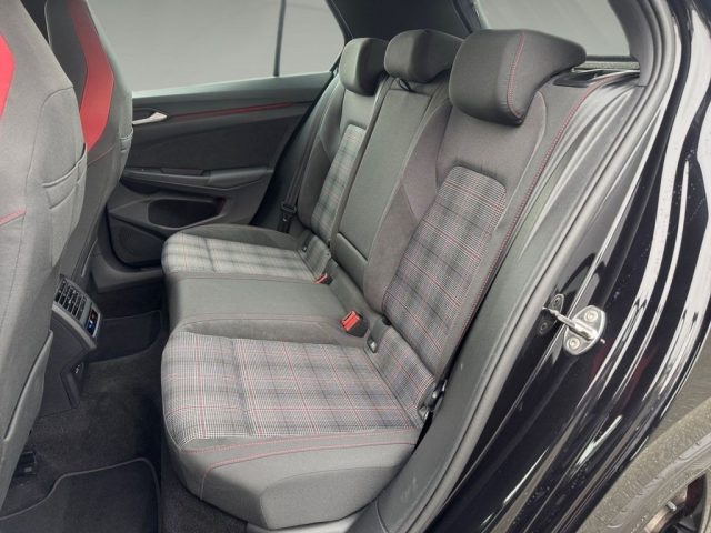 VOLKSWAGEN Golf usata, con Controllo automatico clima