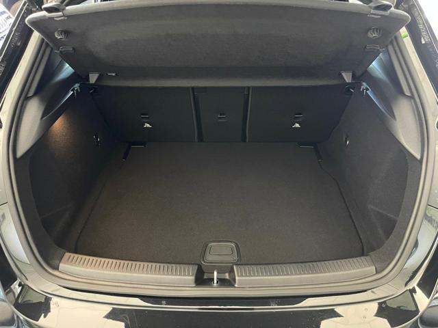 MERCEDES-BENZ A 200 usata, con Specchietti laterali elettrici