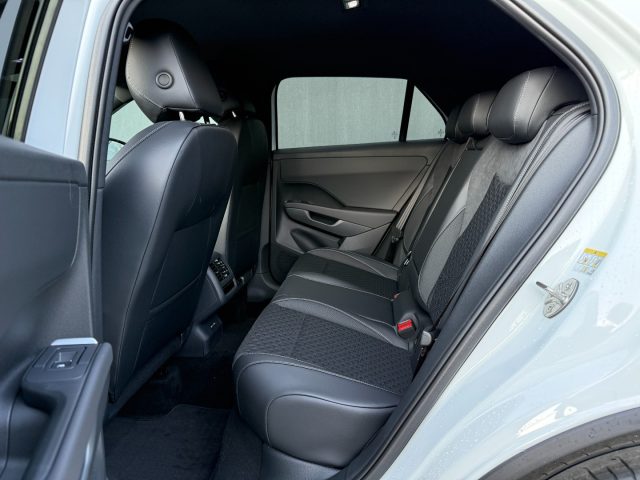 VOLKSWAGEN T-Roc usata, con Alzacristalli elettrici