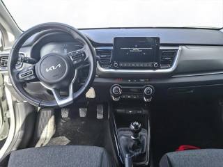 KIA Stonic usata 13