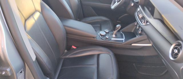 ALFA ROMEO Stelvio usata, con Autoradio