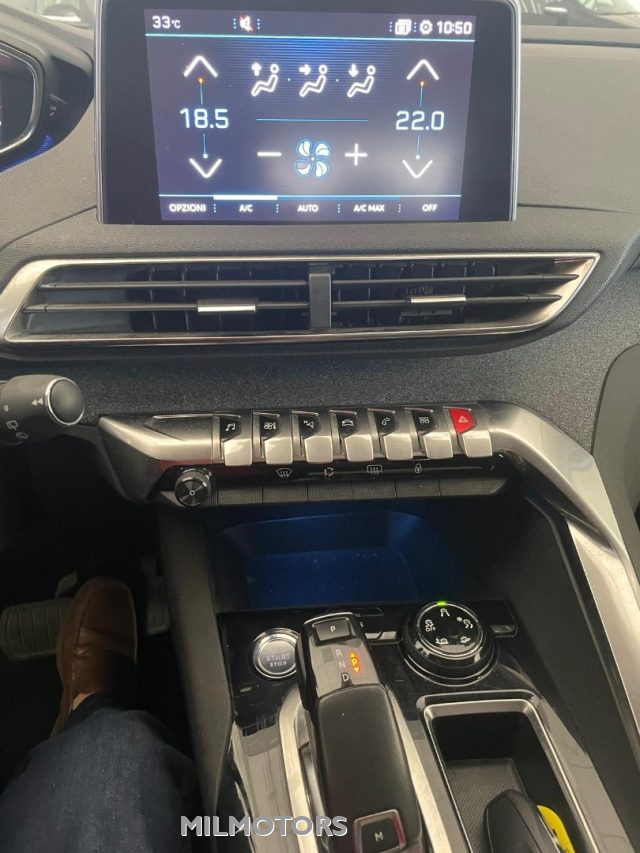 PEUGEOT 5008 usata, con Sensore di pioggia