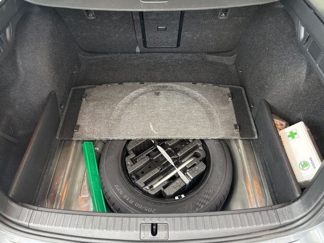SKODA Octavia usata, con Sedile posteriore sdoppiato