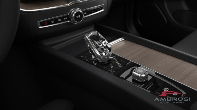 VOLVO XC60 usata 12