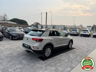 VOLKSWAGEN T-Roc usata, con Controllo automatico clima