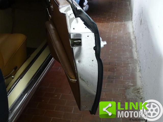 MERCEDES-BENZ 220 usata 7