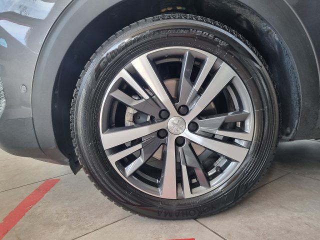 PEUGEOT 3008 usata, con Sistema di navigazione