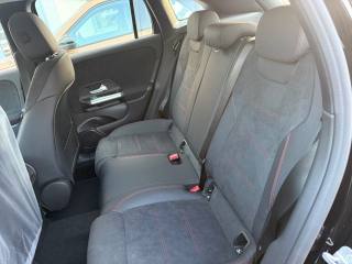 MERCEDES-BENZ GLA 180 usata 30