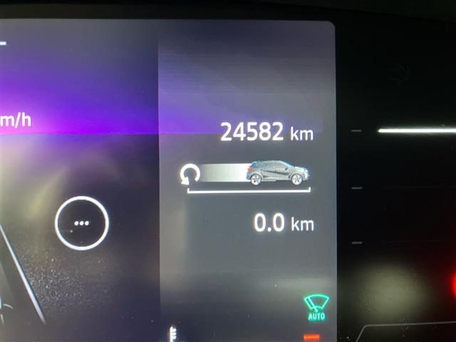 RENAULT Captur usata, con Bracciolo