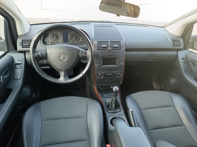 MERCEDES-BENZ A 150 usata, con Airbag