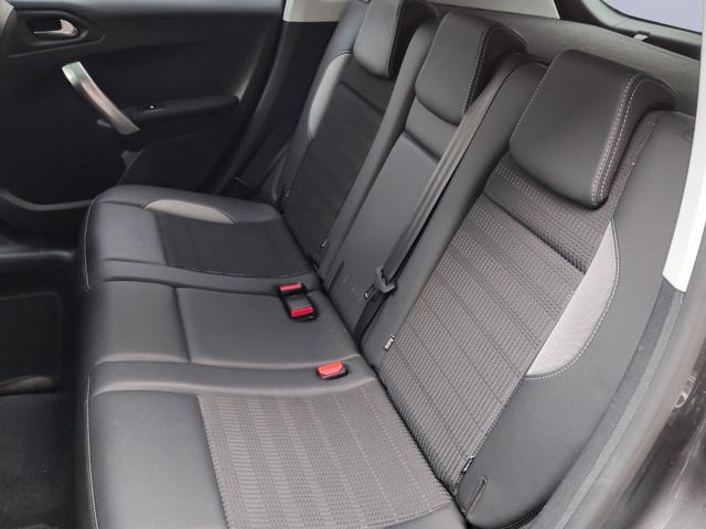 PEUGEOT 2008 usata, con Controllo automatico clima
