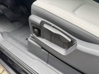 LAND ROVER Defender usata, con Volante in pelle