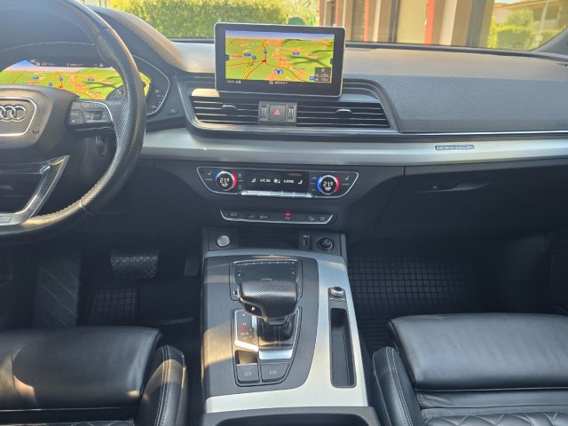 AUDI Q5 usata, con Sedile posteriore sdoppiato