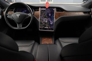 TESLA Model S usata, con Fendinebbia
