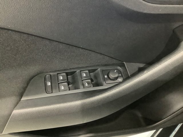 SKODA Kamiq usata, con Bluetooth